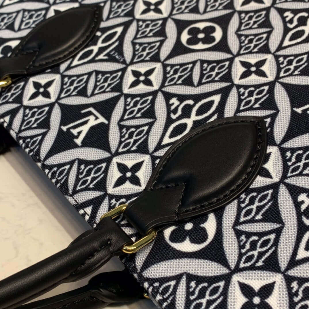 Louis Vuitton Denim Onthego M57185 M57207