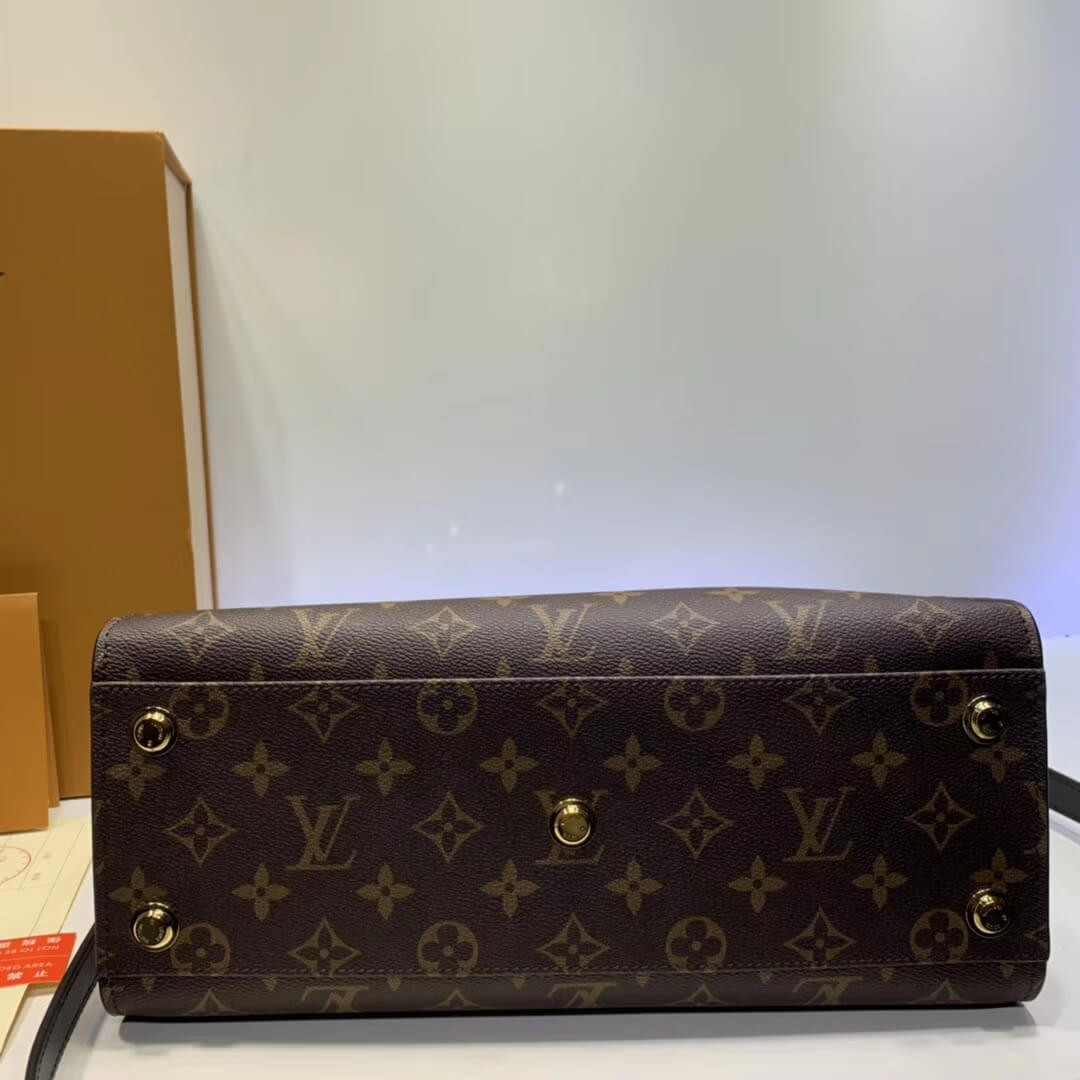Louis Vuitton On My Side Bag M55933