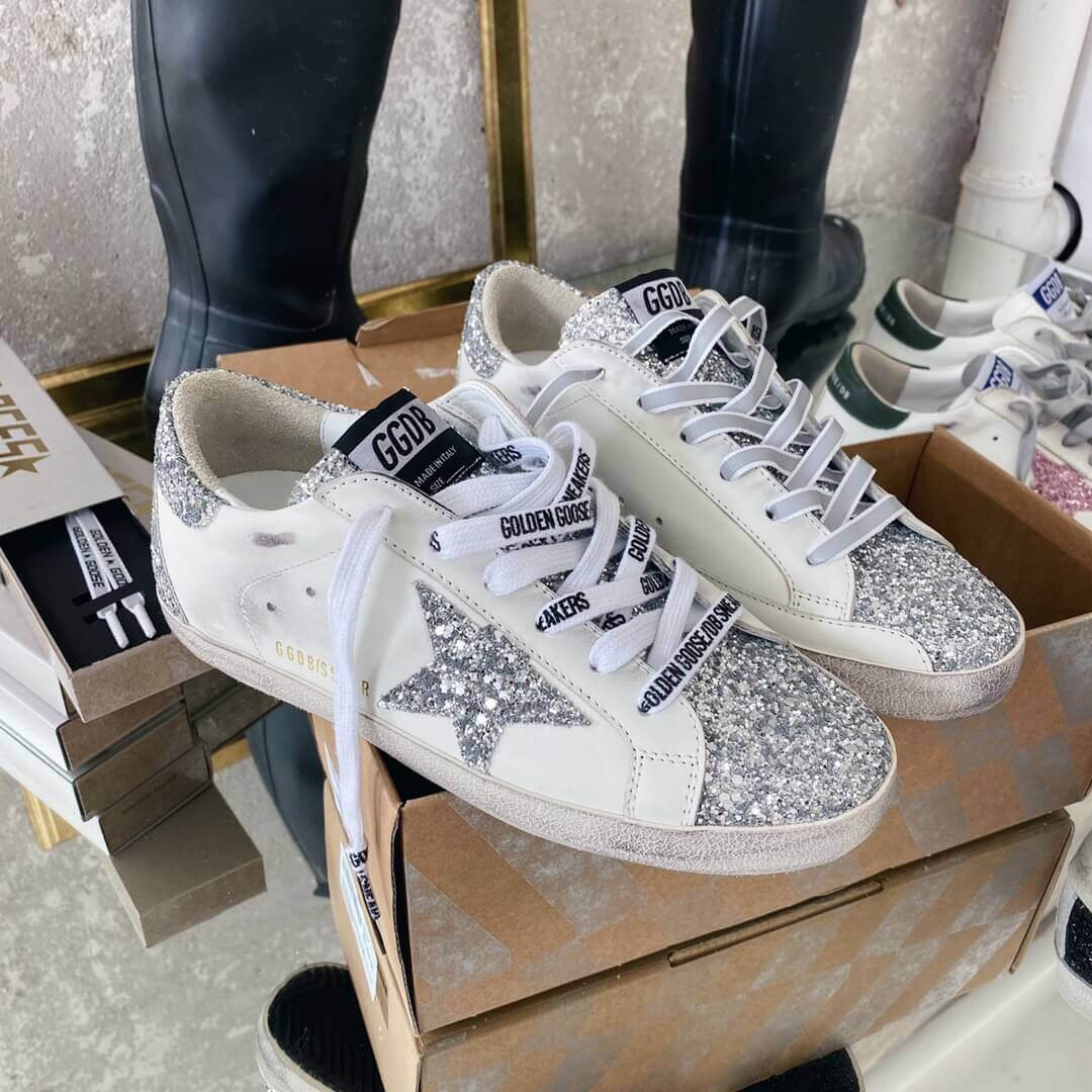 Golden Goose Superstar Sneaker WZ268