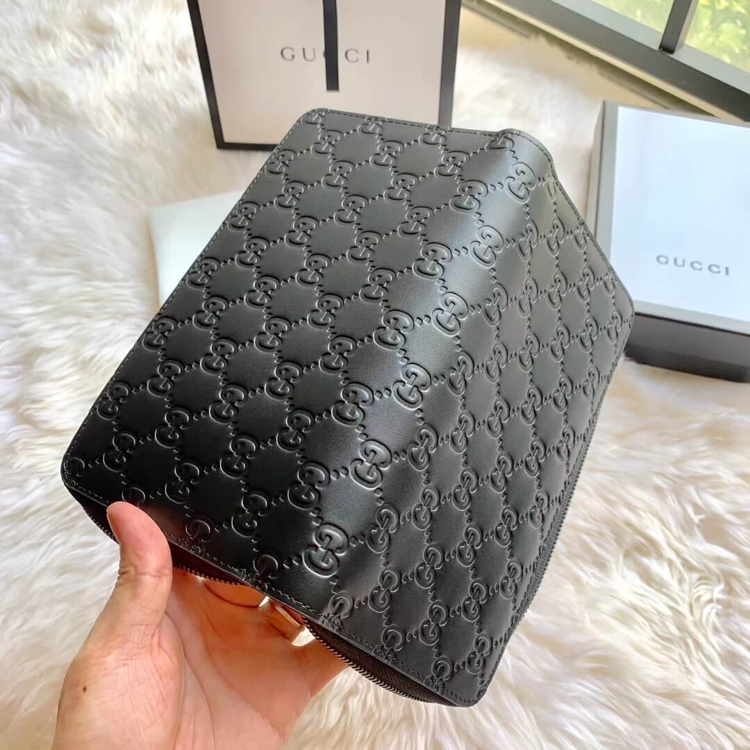 Gucci Signature Zip Around Wallet 233194