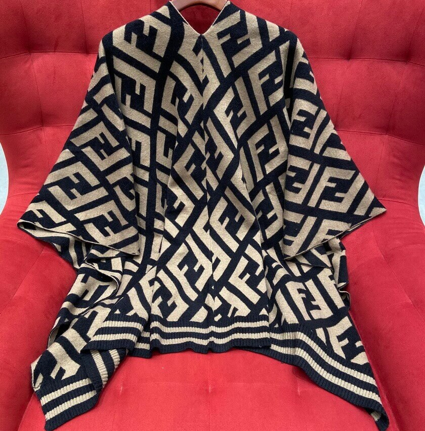 Fendi Multicolour Wool And Viscose Shawl FXT251