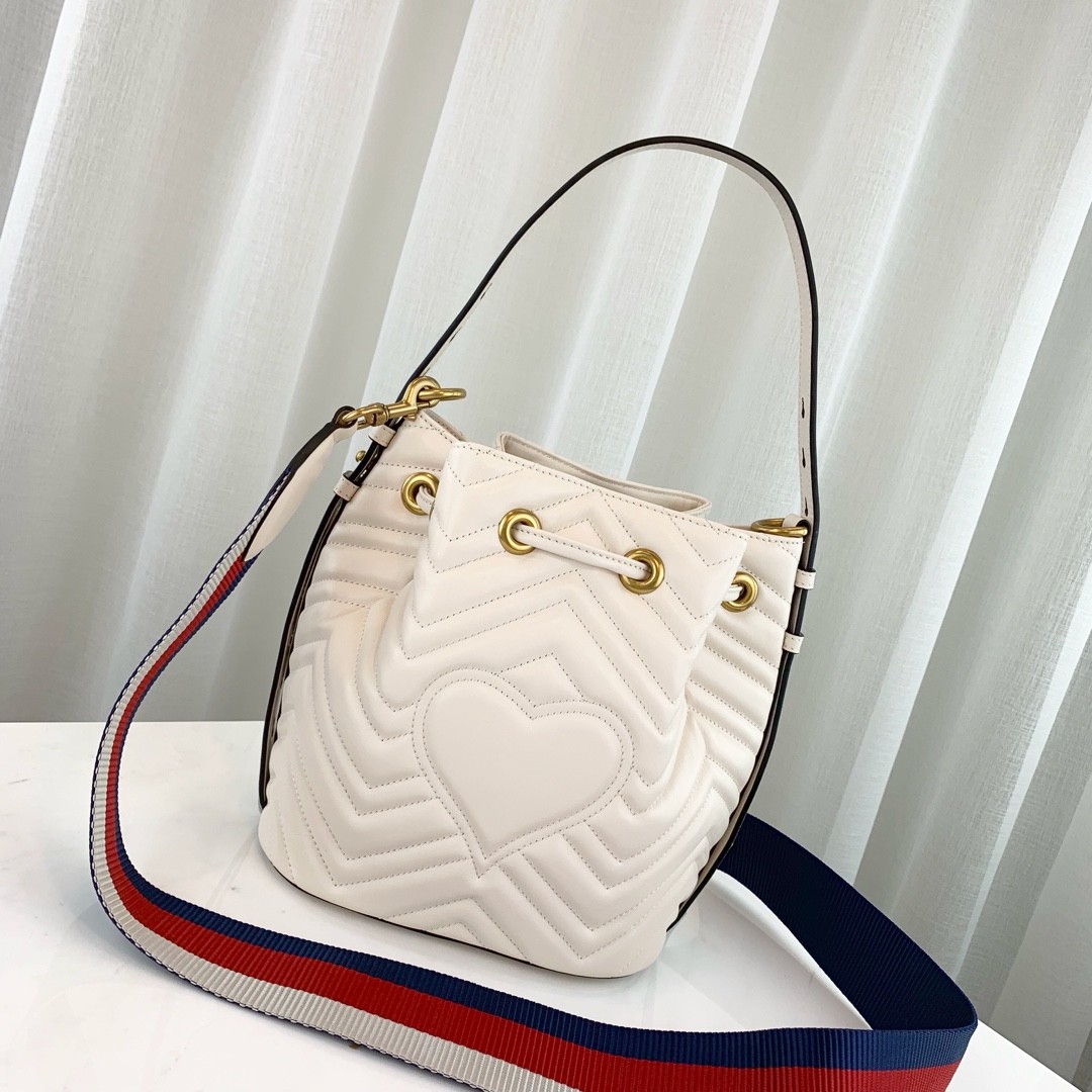 Gucci GG Marmont Quilted Leather Bucket Bag 476674