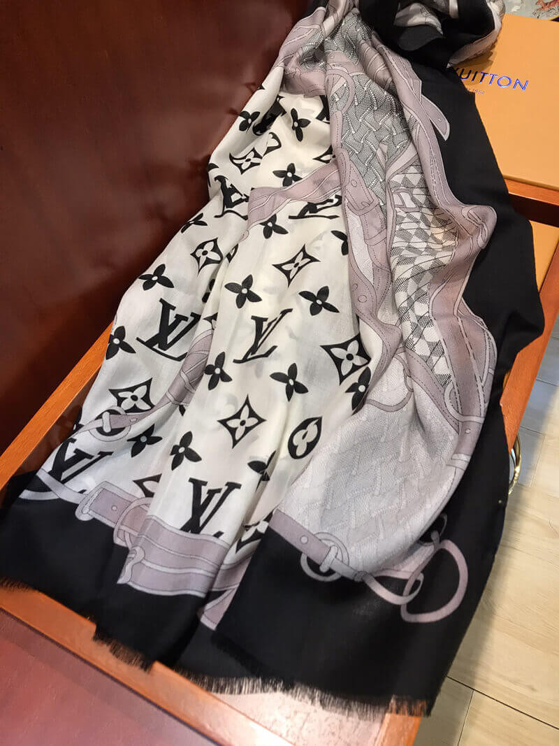 Louis Vuitton Monogram Classic Scarf 2454