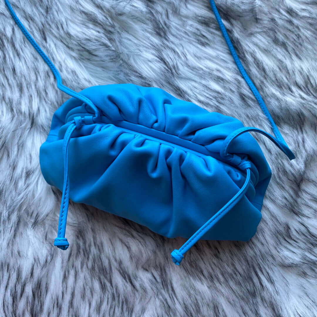 Bottega Veneta The Pouch 20 in Butter Calf Leather 570927