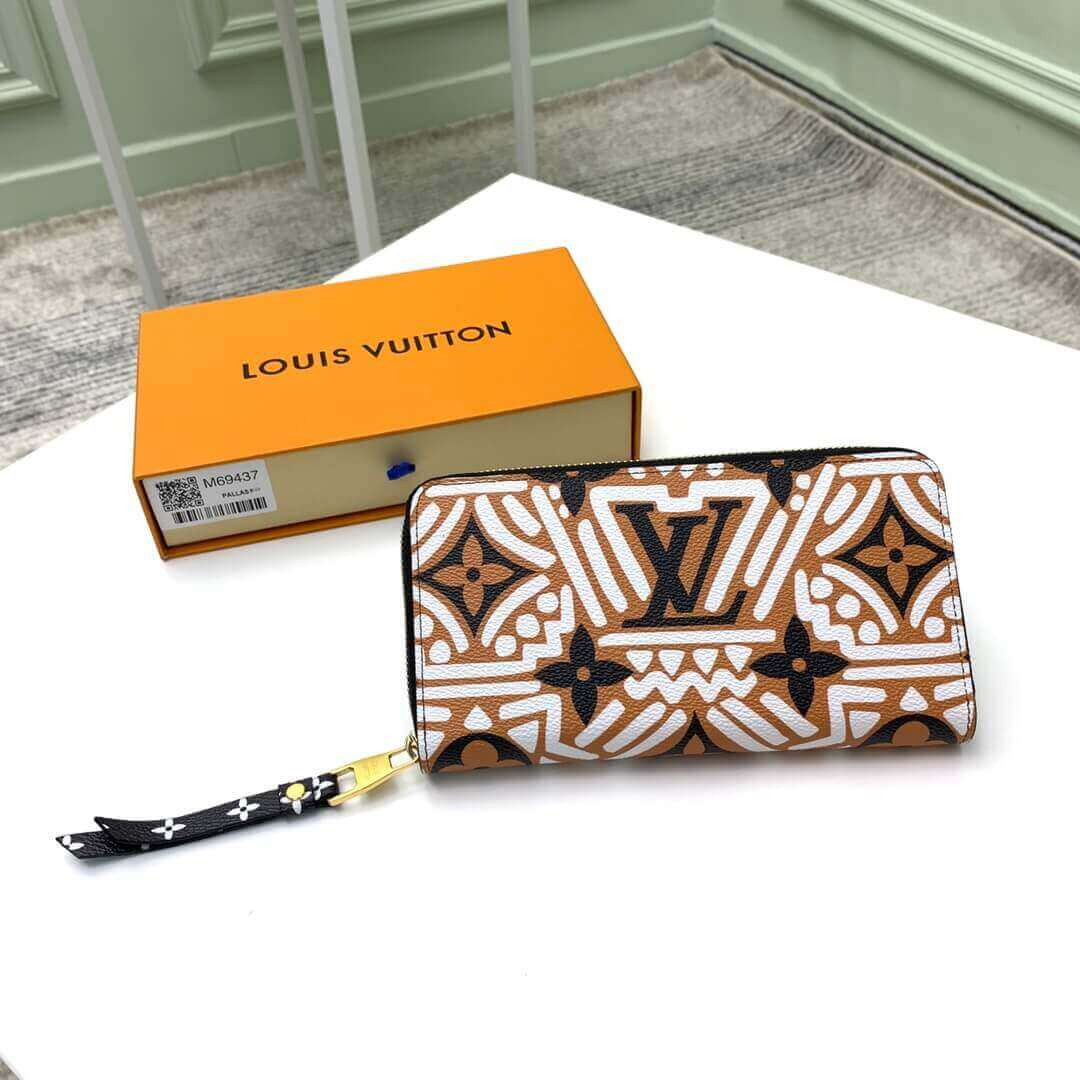 Louis Vuitton LV Crafty Zippy Wallet M69437