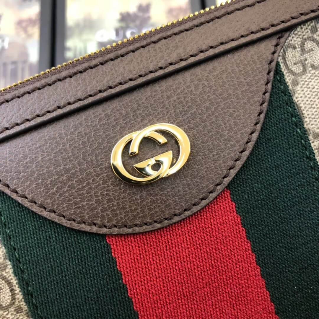 Gucci GG Supreme Pouch 449479