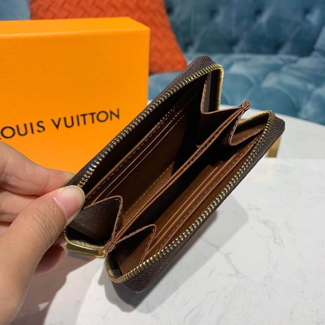 Louis Vuitton Monogram Canvas Zippy Coin Purse M60067
