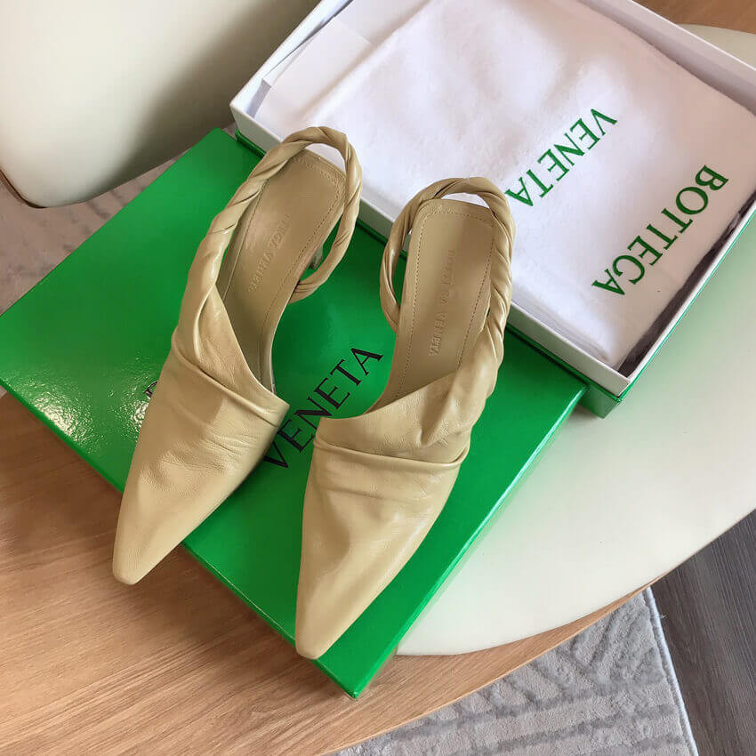 Bottega Veneta BV Point Pumps 630183