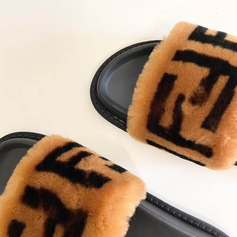 Fendi FF Fur Pool Slide Sandals F125