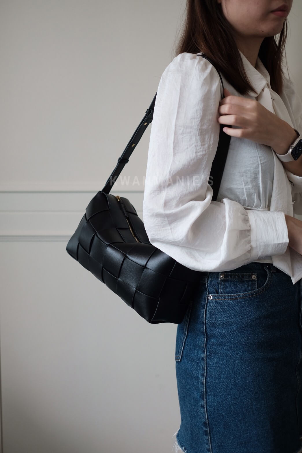 Bottega Veneta Brick Cassette Black