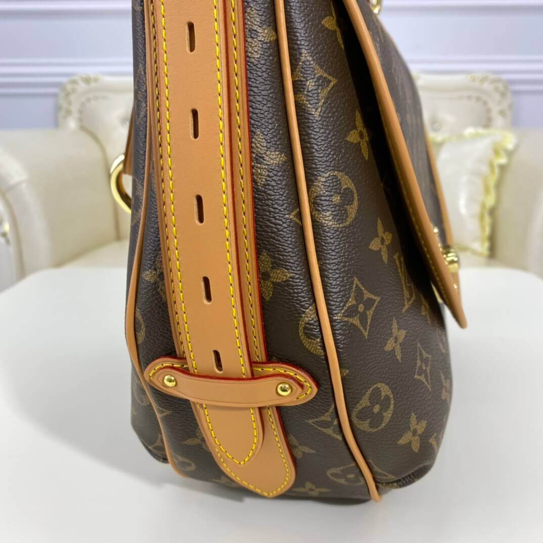 Louis Vuitton Monogram Tulum GM M40075