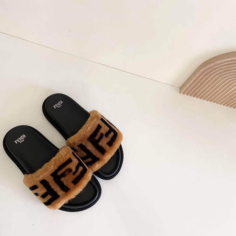 Fendi FF Fur Pool Slide Sandals F125