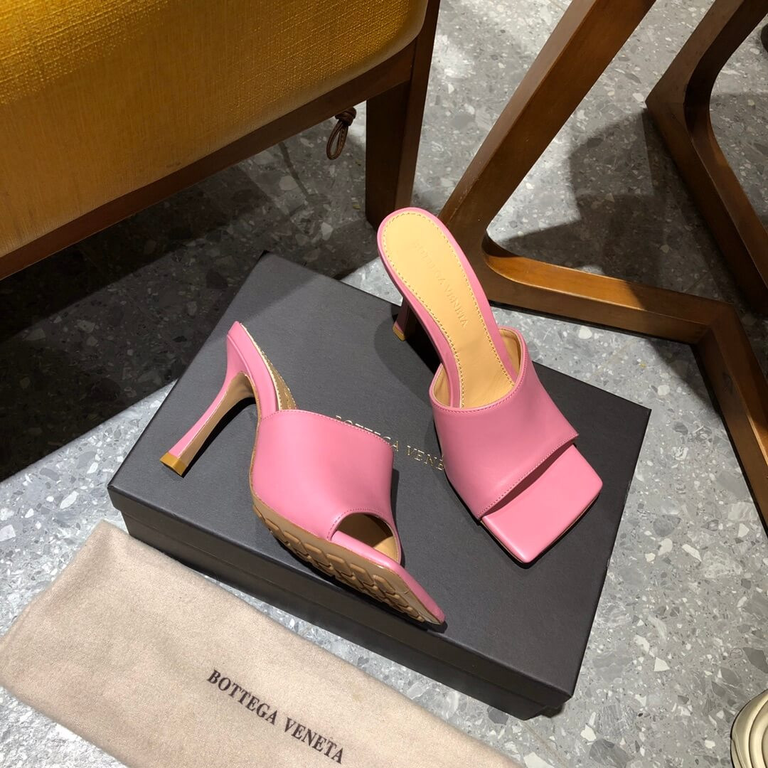 Bottega Veneta Stretch Sandals 610538