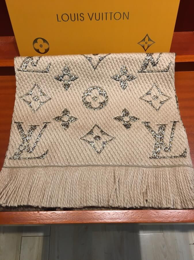 Louis Vuitton Monogram Giant Jungle Logomania Scarf M75884