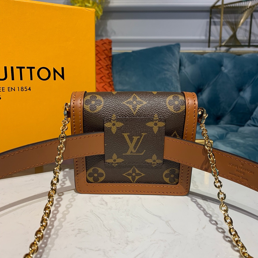 Louis Vuitton Bumbag Dauphine BB M68621