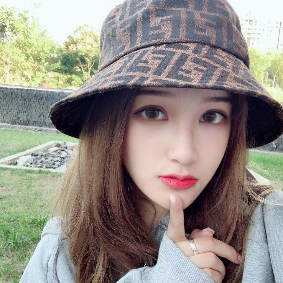 Fendi Reversible FF Bucket Hat 1359815