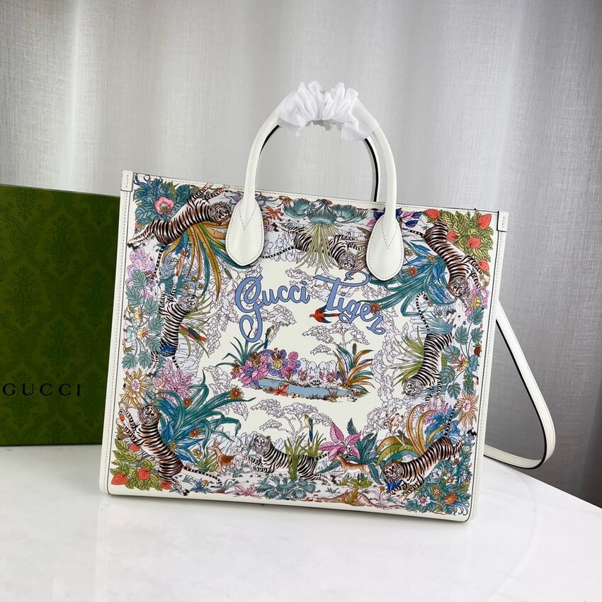 Gucci Tiger Medium Tote Bag 687827