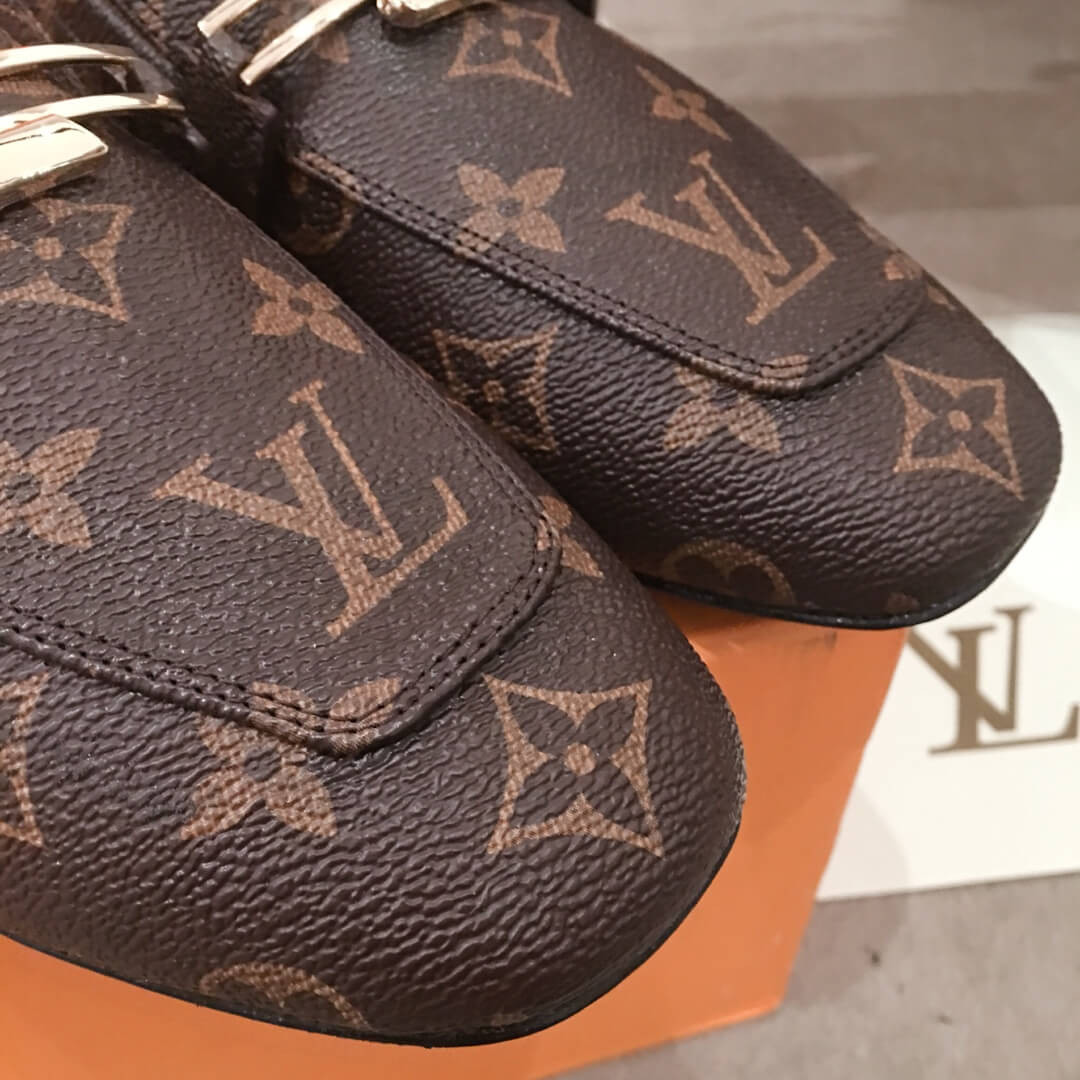 Louis Vuitton Monogram Upper Case Line Loafer 1A4XD2