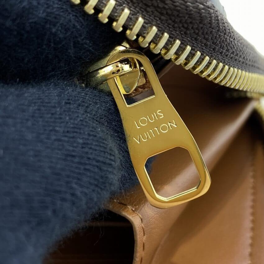 Louis Vuitton Monogram Zippy Wallet Trunk M80558