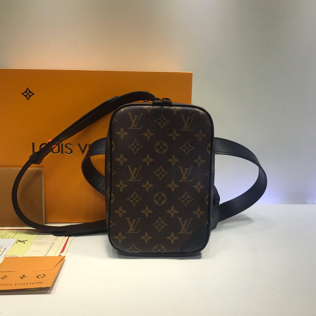 Louis Vuitton Utility Side Bag M44428
