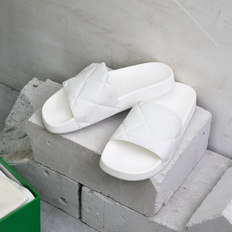 Bottega Veneta BV Slider Sandals 640050