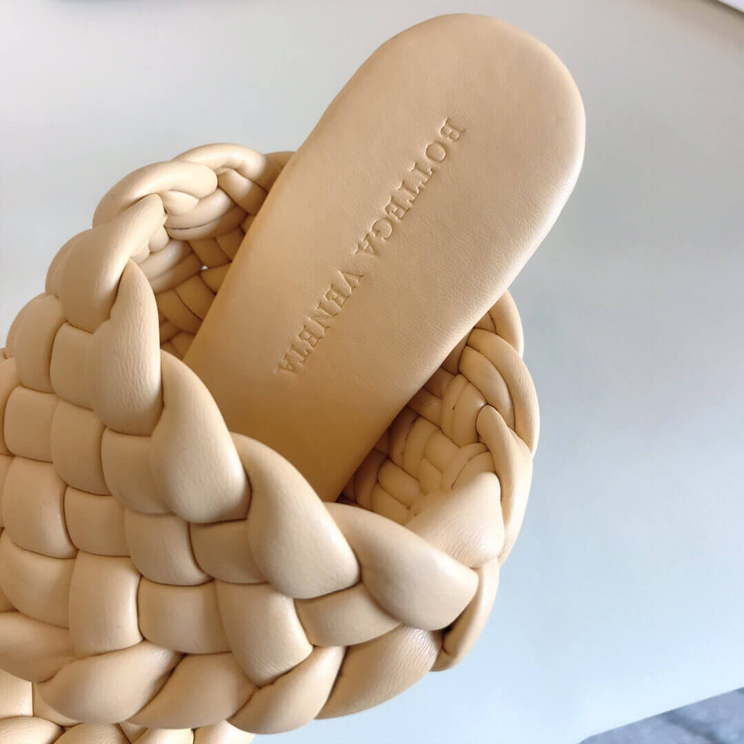 Bottega Veneta BV Curve Sandals 618757 Beige