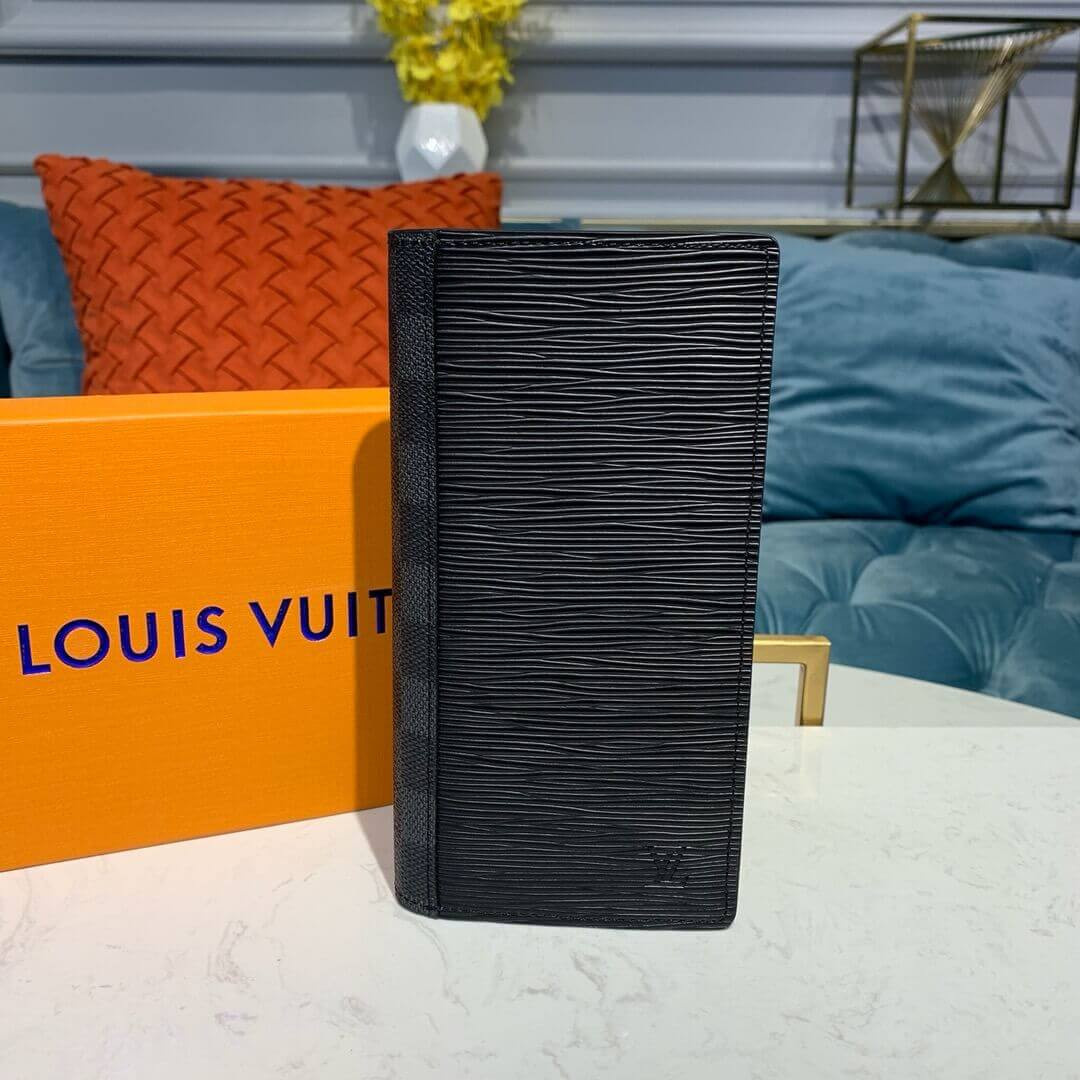 Louis Vuitton Brazza Wallet M67903