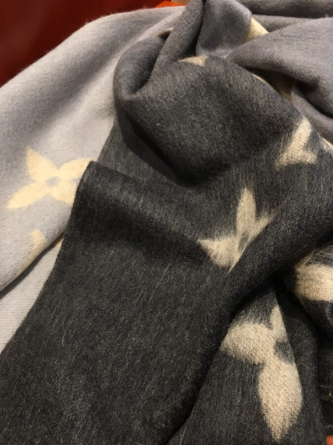 Louis Vuitton Heavy Monogram Cashmere Heavy Scarf M70868