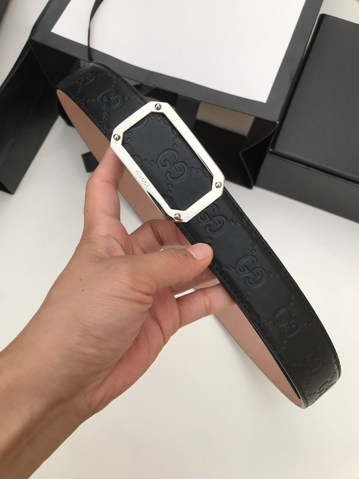 Gucci Signature Leather Belt 403941