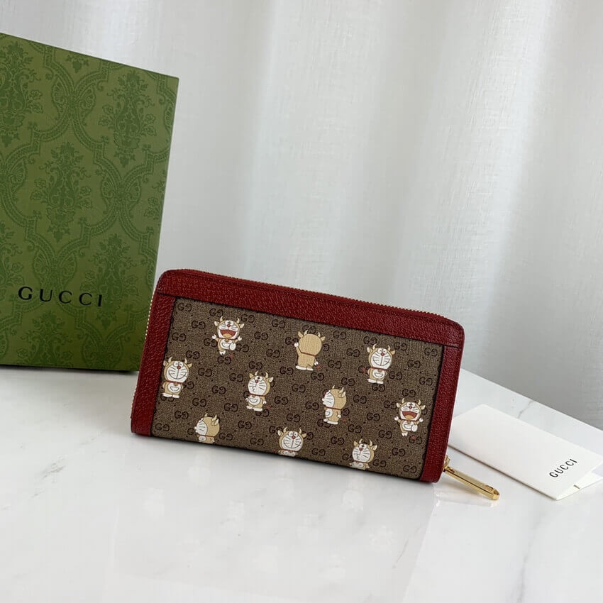 Doraemon x Gucci Zip Around Wallet 647787 in Beige
