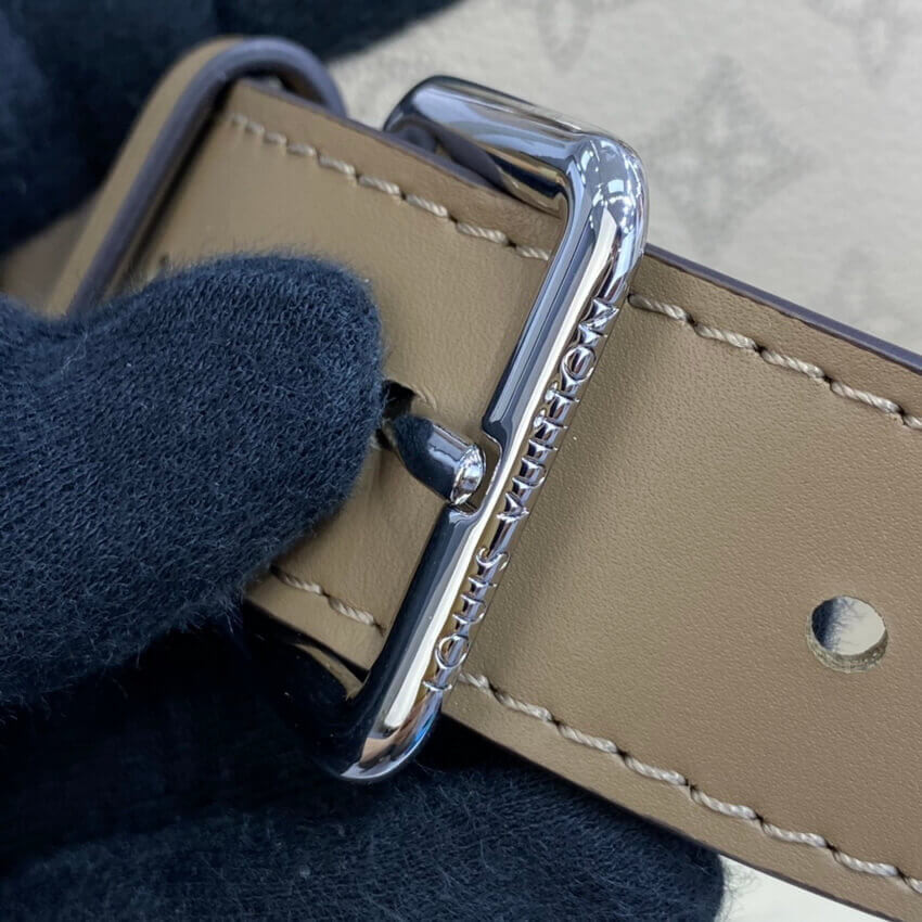 Louis Vuitton Beaubourg Hobo MM M56084