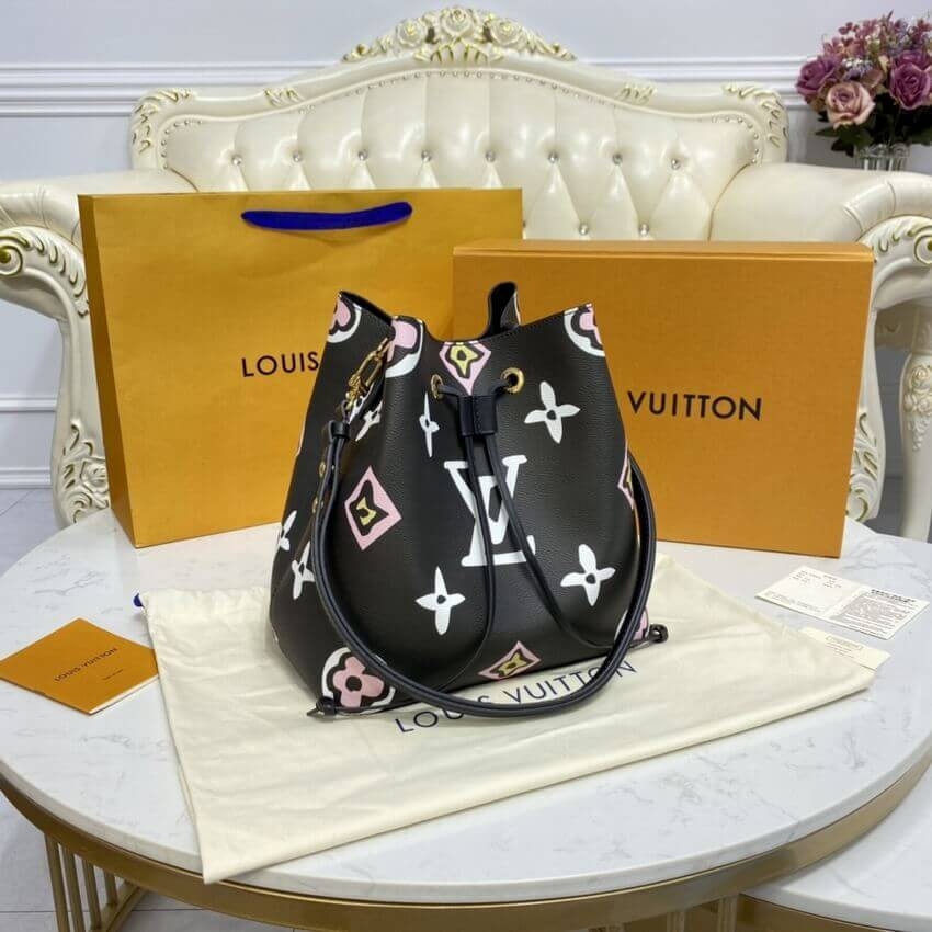 Louis Vuitton Monogram Pattern Néonoé MM M45821 M45822