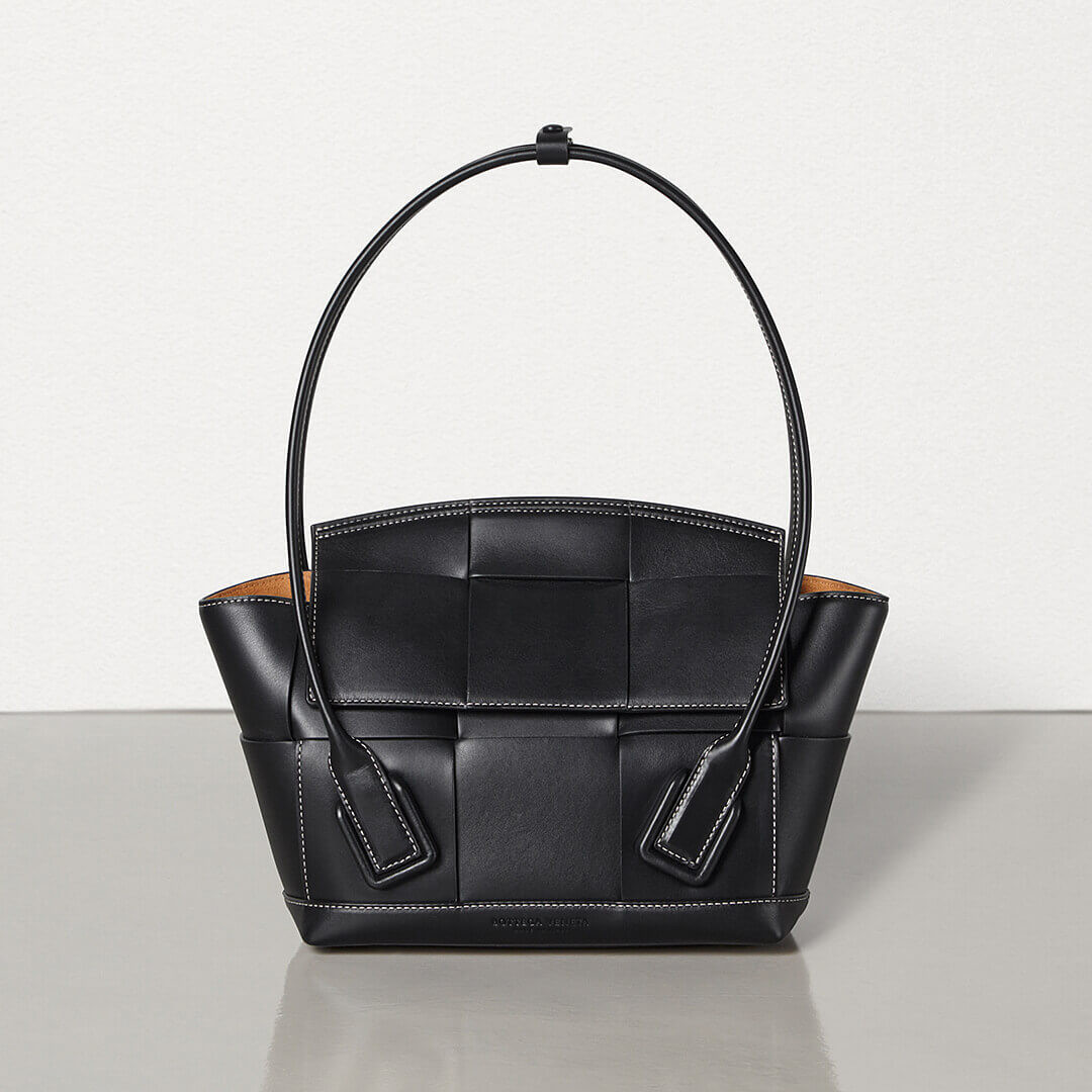 Bottega Veneta Small Arco In Smooth Weave 575943