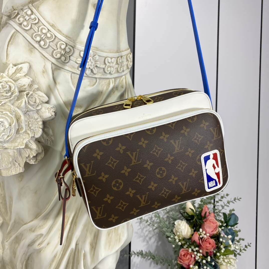 Louis Vuitton NBA Joint Series NIL Messenger Bag M85143