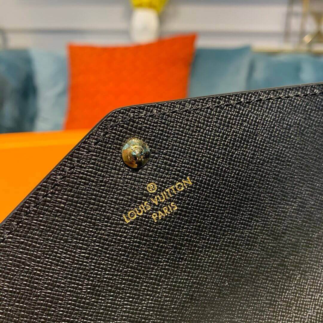 Louis Vuitton Monogram Giant Sarah Wallet M67875