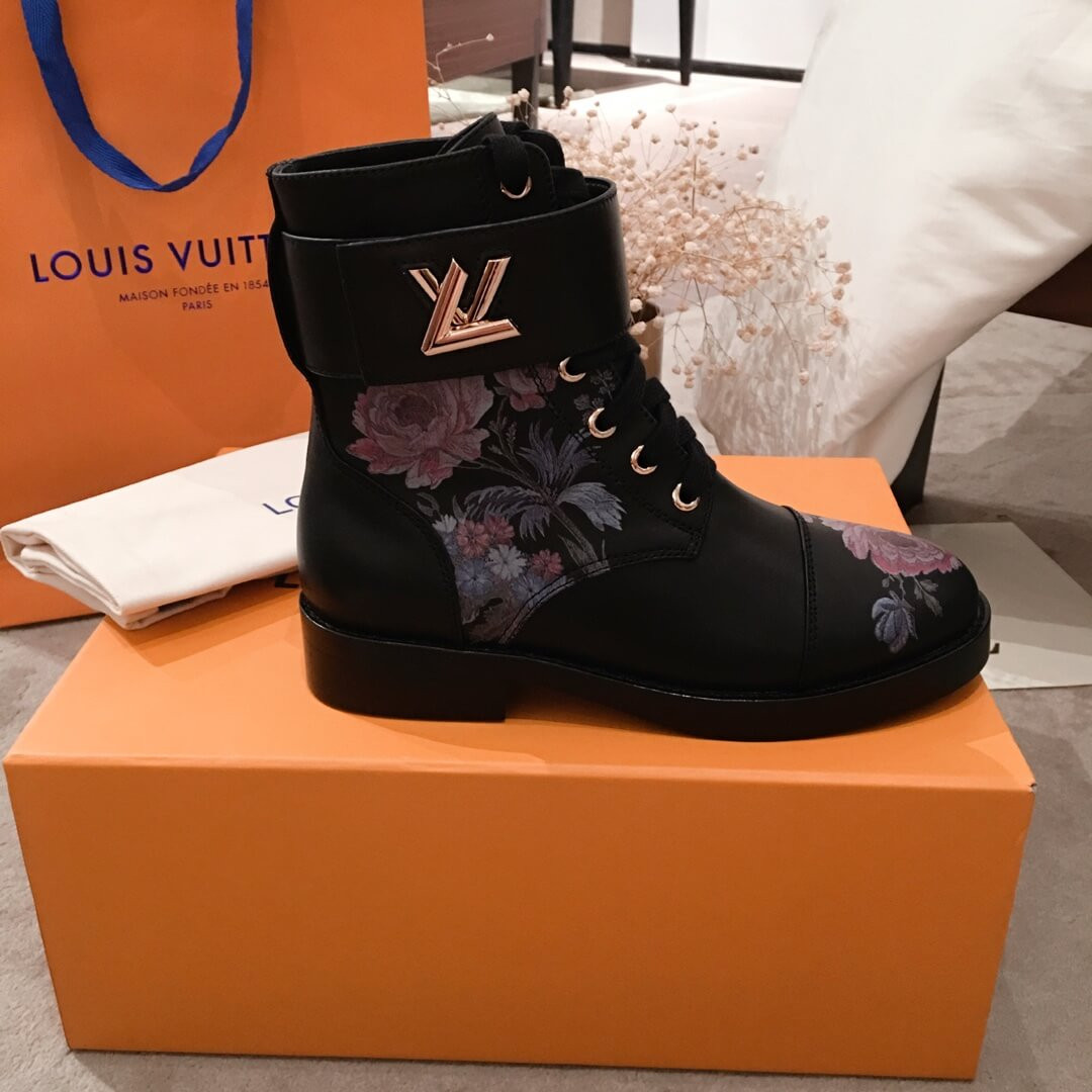Louis Vuitton Wonderland Flat Ranger Boot 1A1IY3