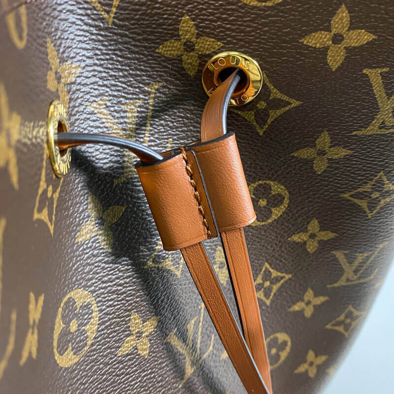 Louis Vuitton Monogram Canvas NeoNoe M44021