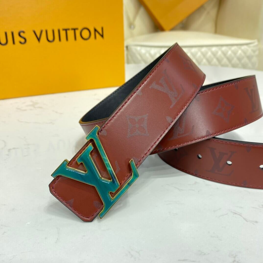 Louis Vuitton LV Pyramide 40mm Reversible M9946U