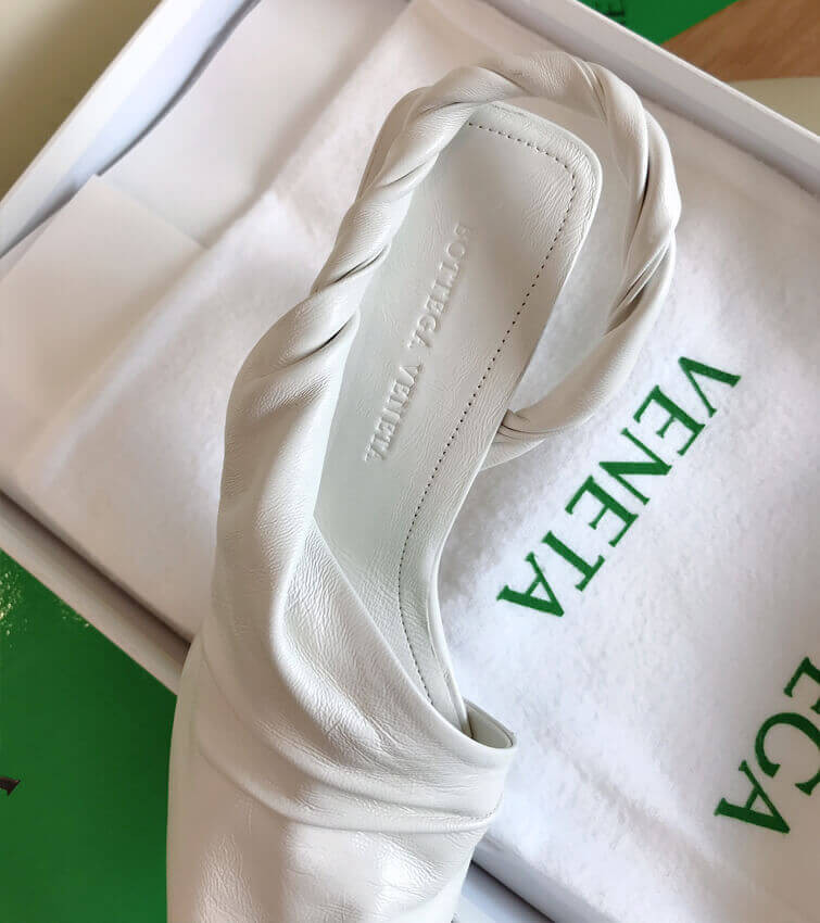 Bottega Veneta BV Point Pumps 630183