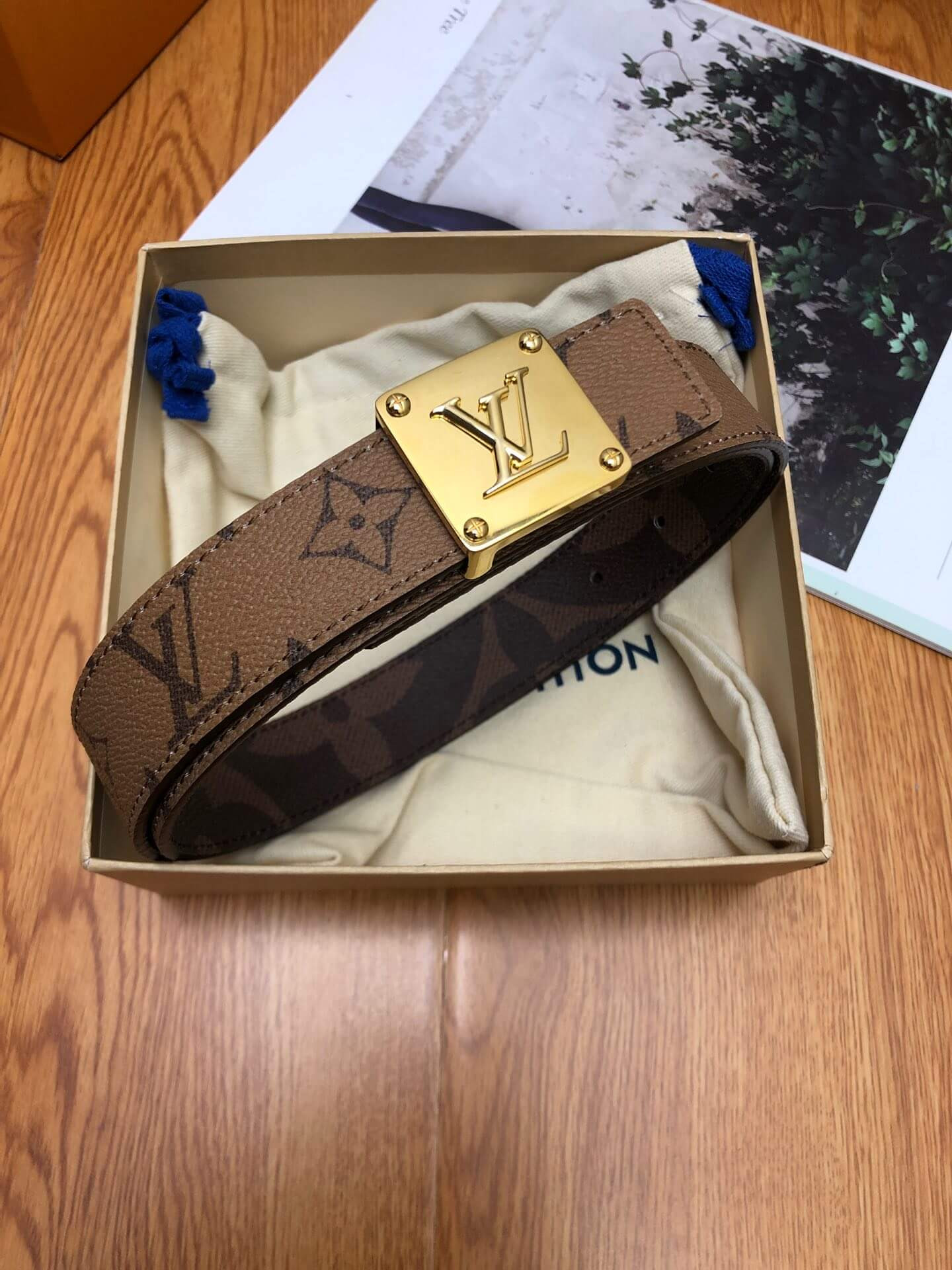 Louis Vuitton Iconic 30mm Reversible Belt M0149