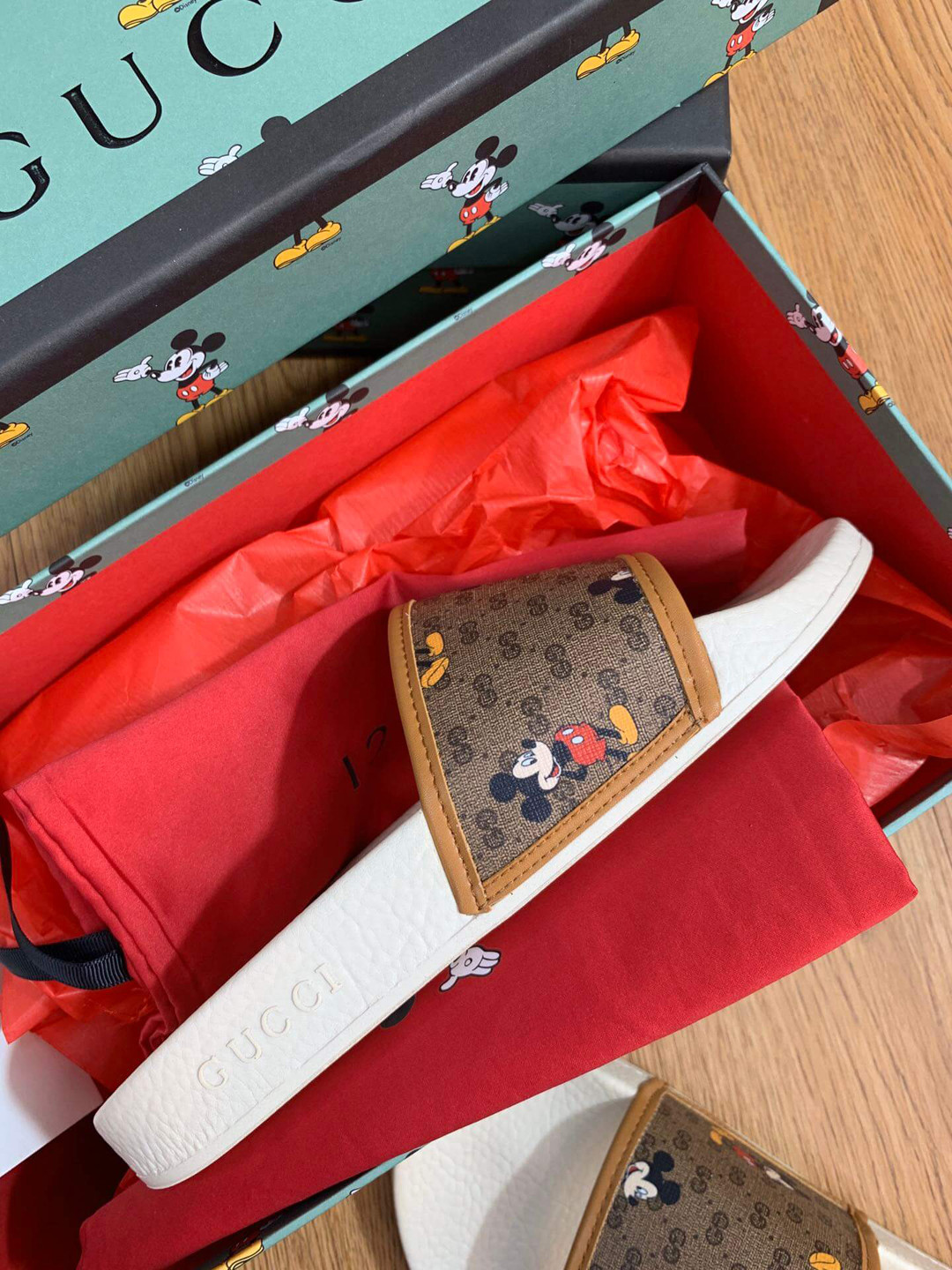 Gucci  GG Disney x Gucci slide 602075