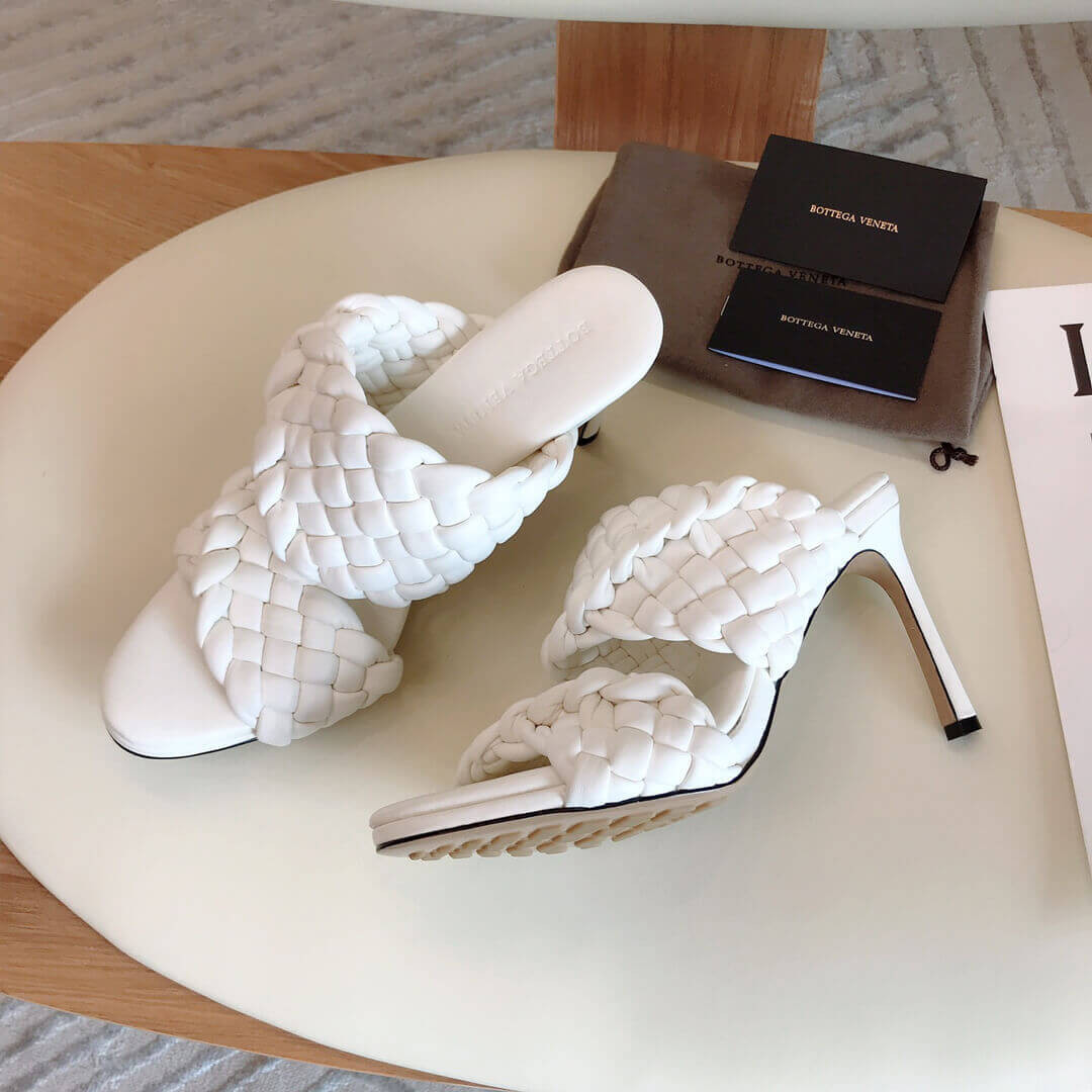 Bottega Veneta BV Curve Sandals 621213 White