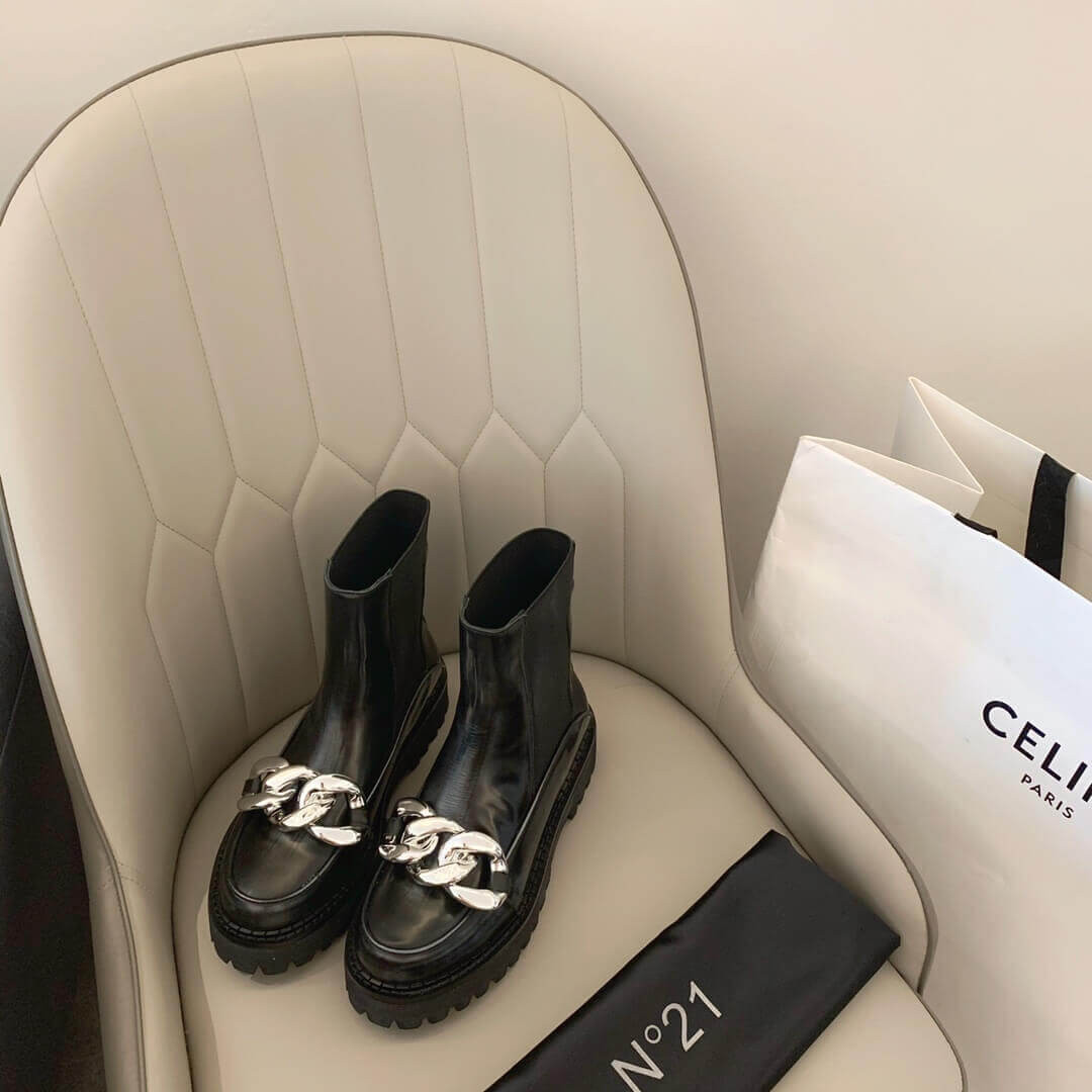 N°21 Chunky Chain-Embellished Ankle Boots Black