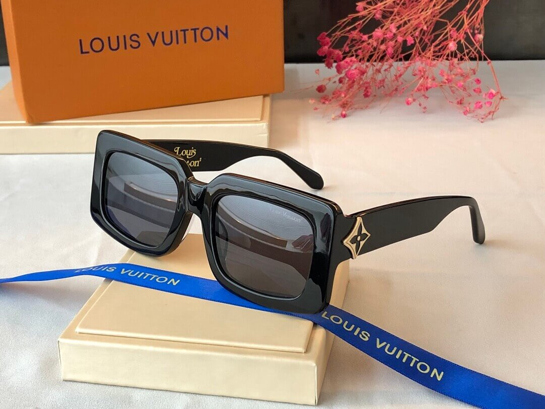 Louis Vuitton x Nigo Sunglasses Z1362E