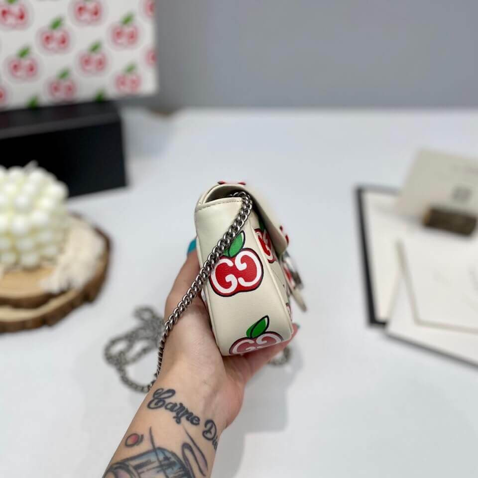 Gucci GG Apple Print Super Mini Bag 476433