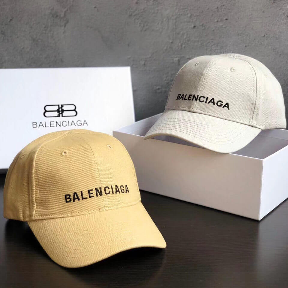 Balenciaga Caps 5291923