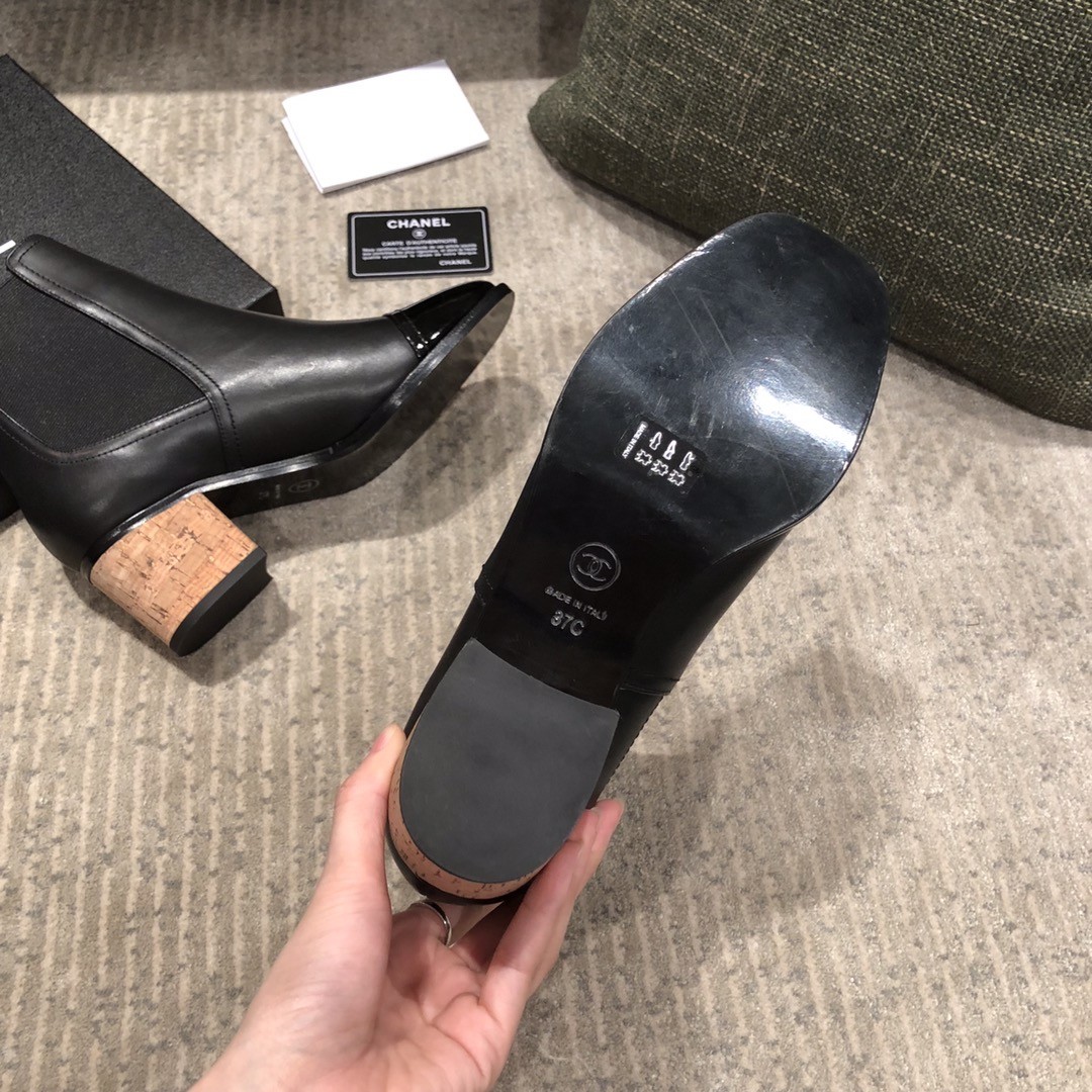 Chanel Ankle Boots G35046