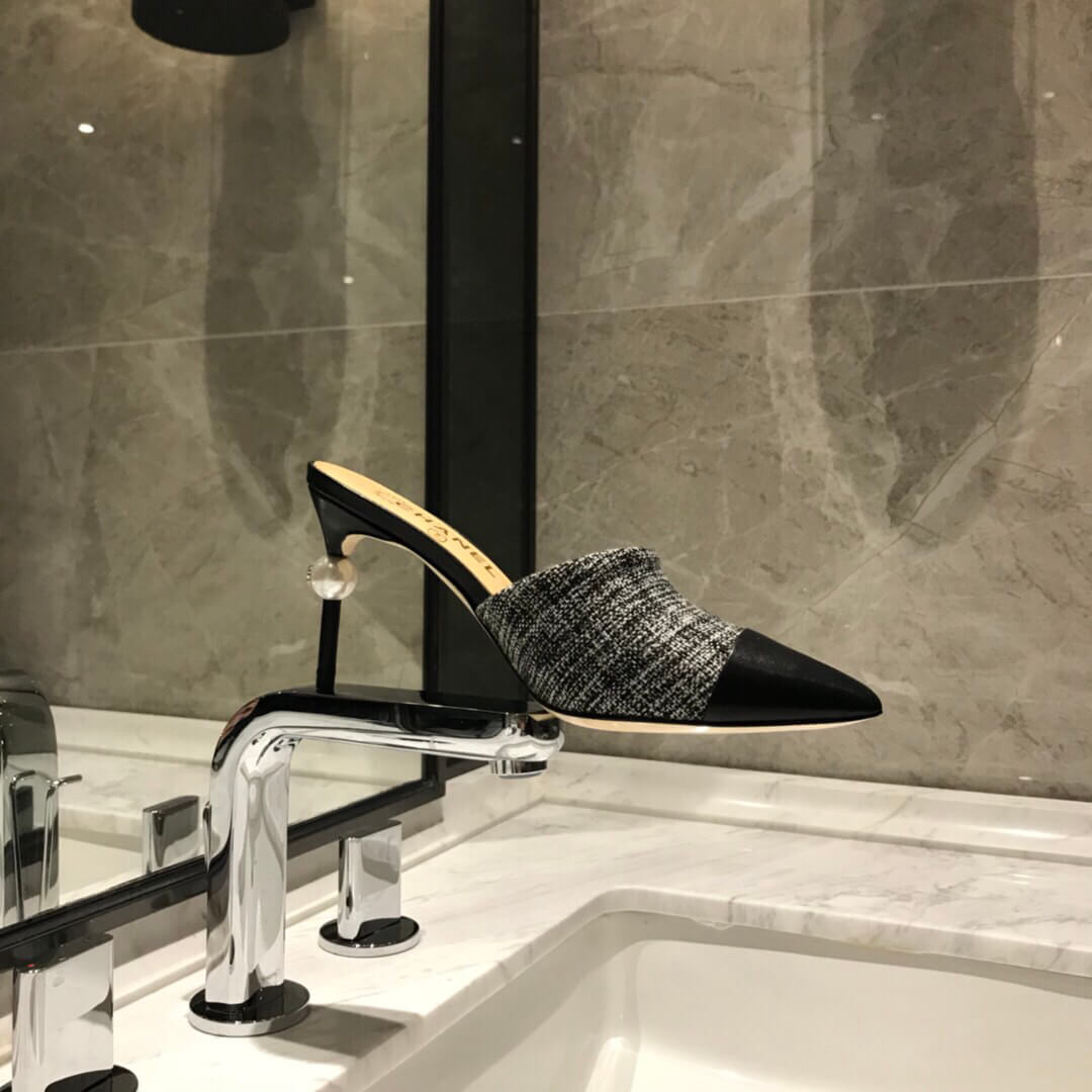 Chanel CC Tweed Pearl Mules G383421