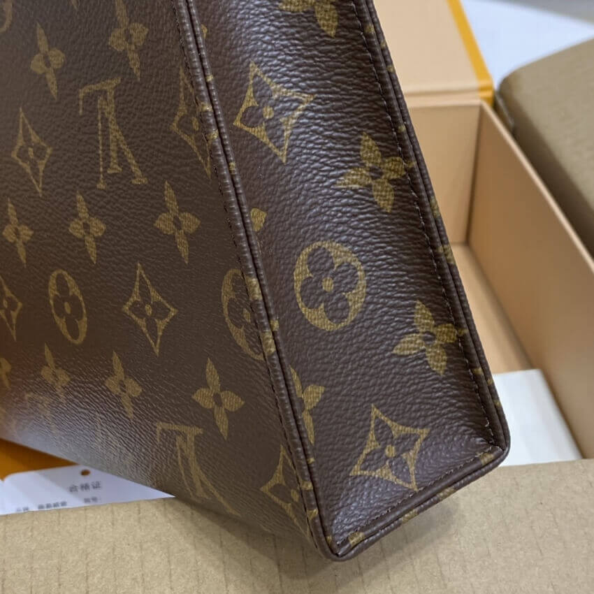 Louis Vuitton Monogram Poche Toilette 26 M47542