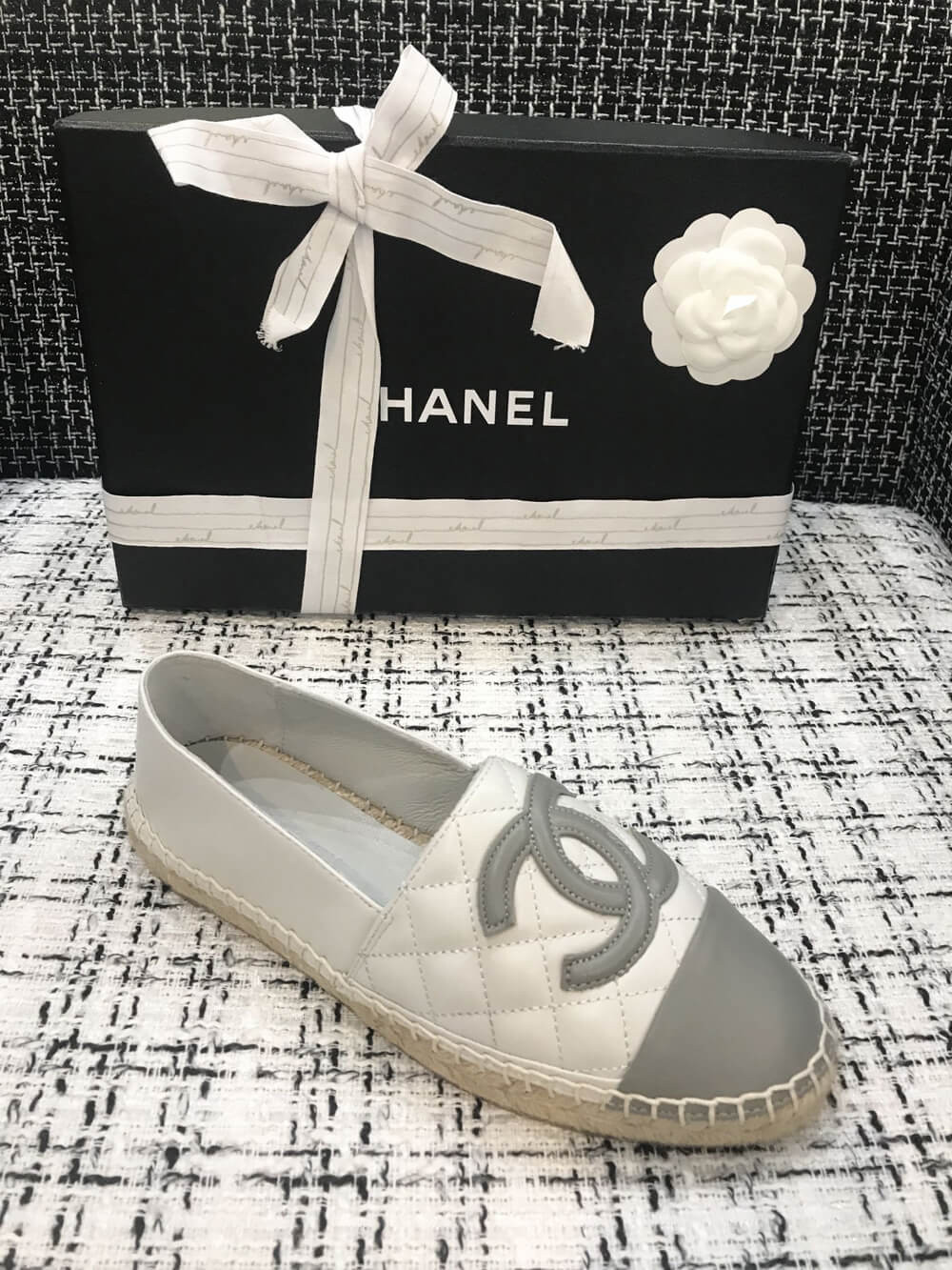 Chanel CC Quilted Espadrilles G29762 White/Grey
